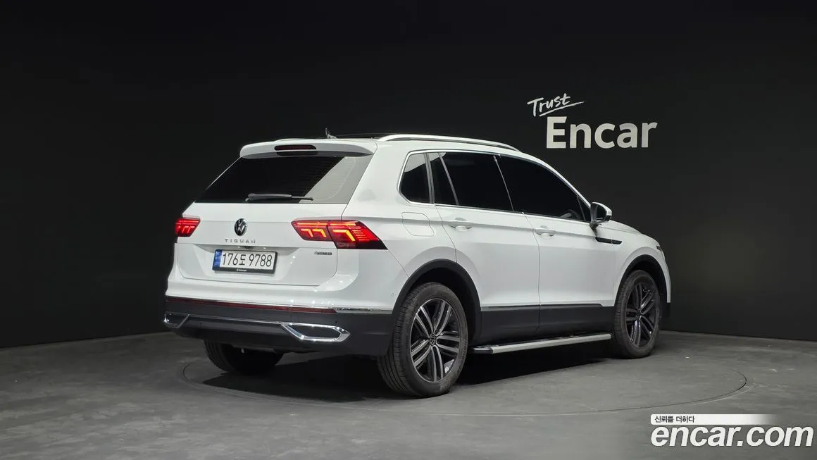 Volkswagen Tiguan — фото 2