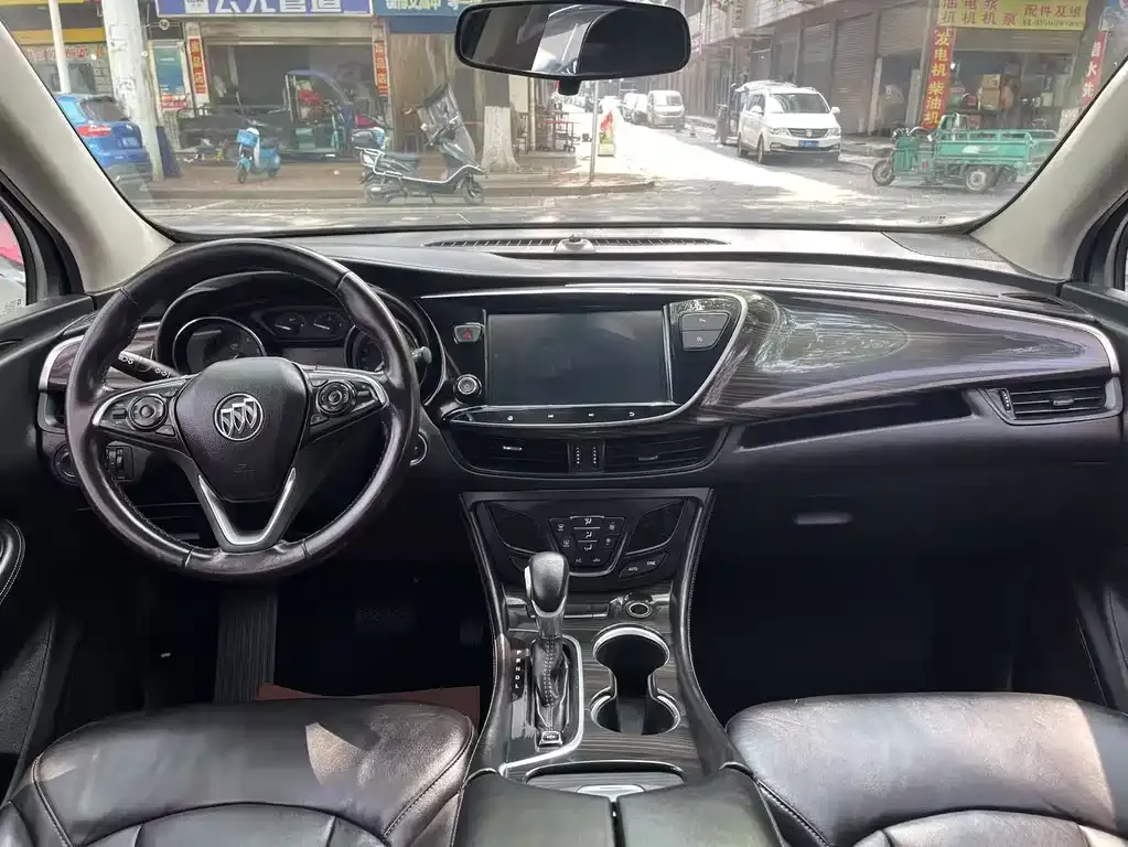 Buick Envision Plus — фото 7