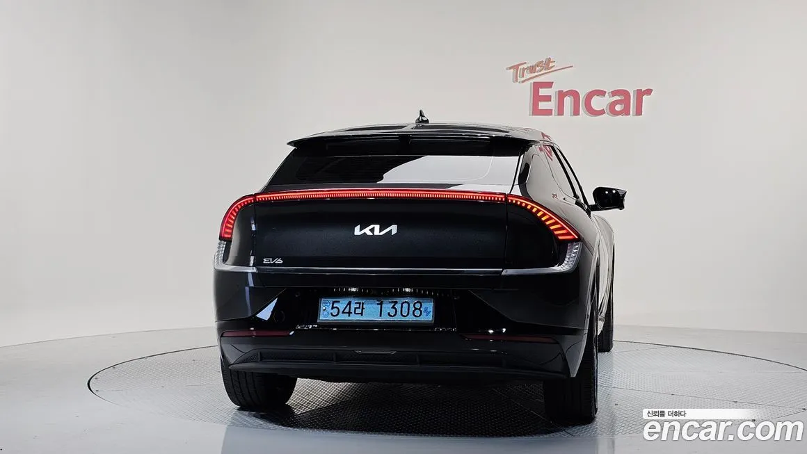 Kia EV6 — фото 4