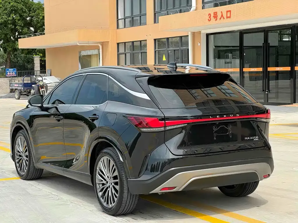 Lexus RX — фото 9
