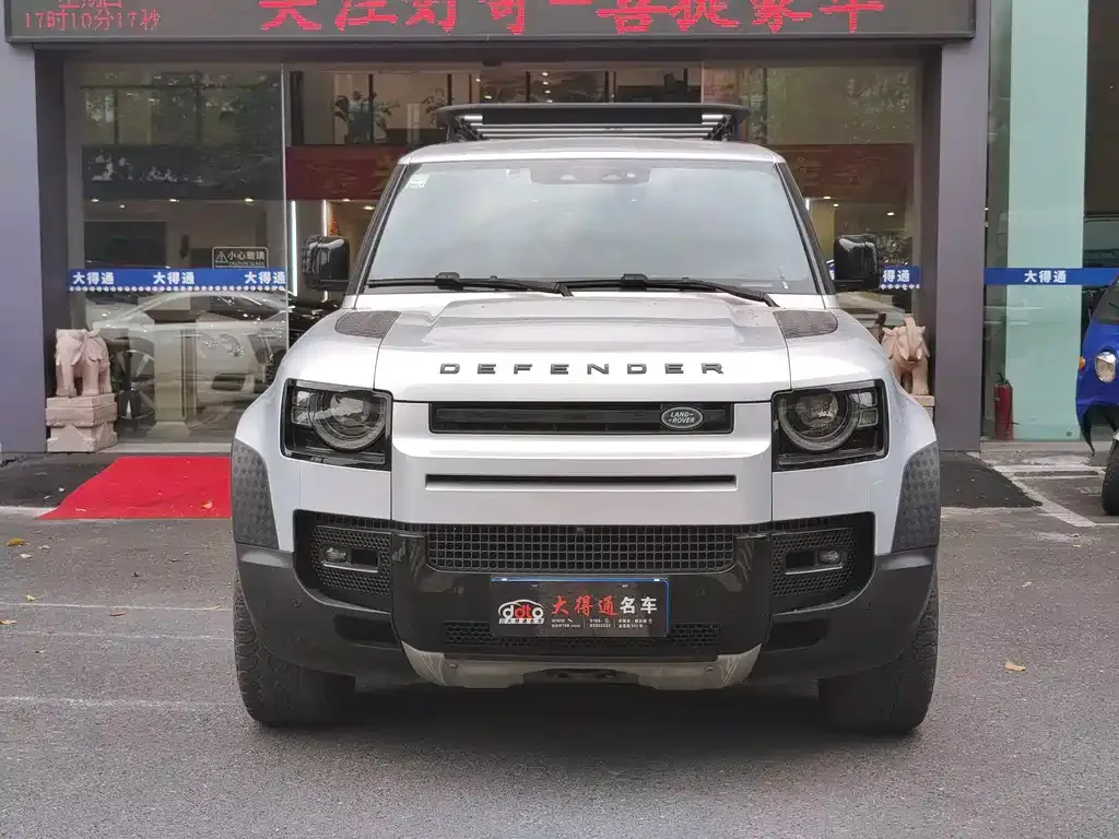 Land Rover Defender — фото 2