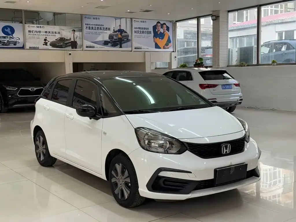 Honda Fit — фото 3