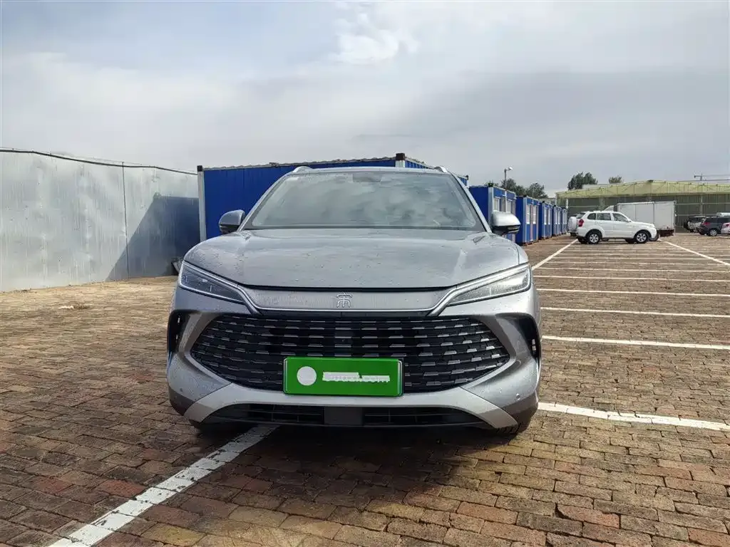 BYD L DM-i — фото 4