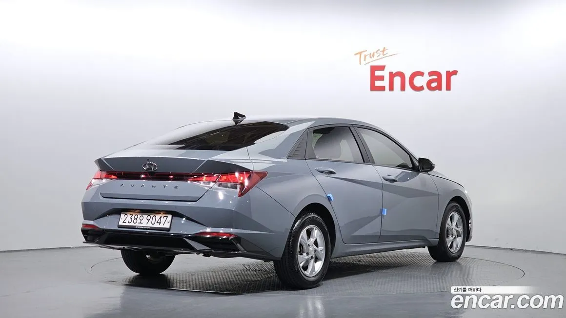 Hyundai AVANTE — фото 2