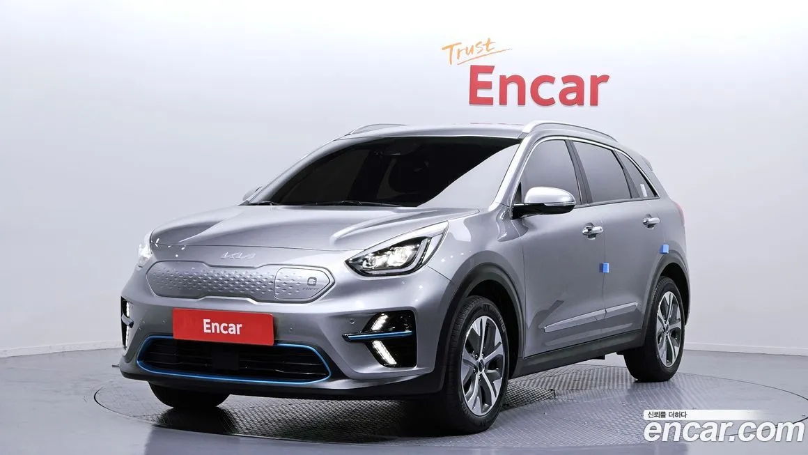 Kia Niro — фото 1