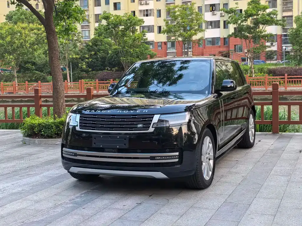 Land Rover Range Rover — фото 1