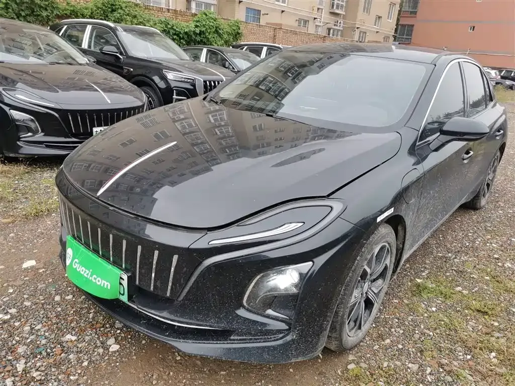 Hongqi E-QM5 — фото 2