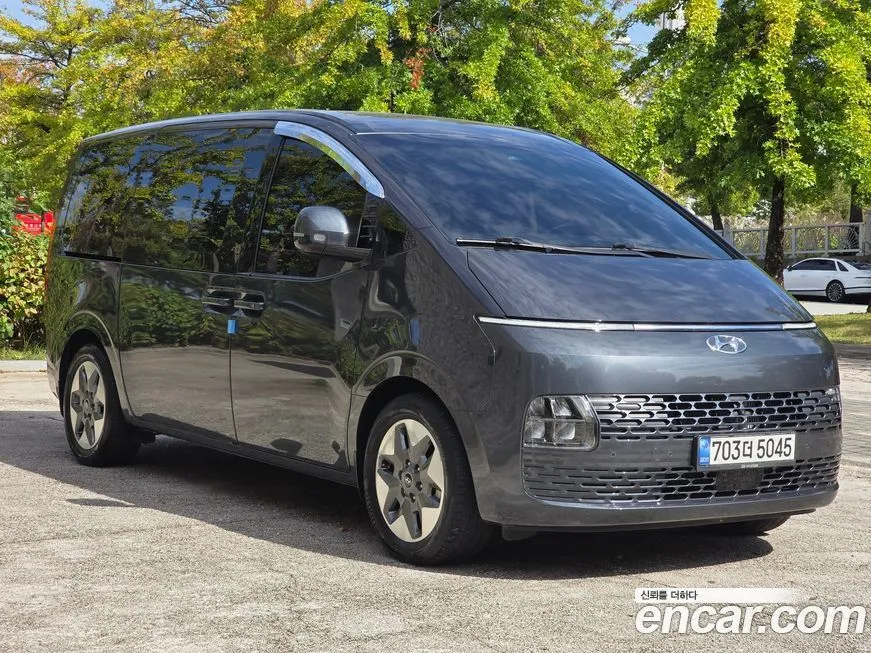 Hyundai Staria — фото 2