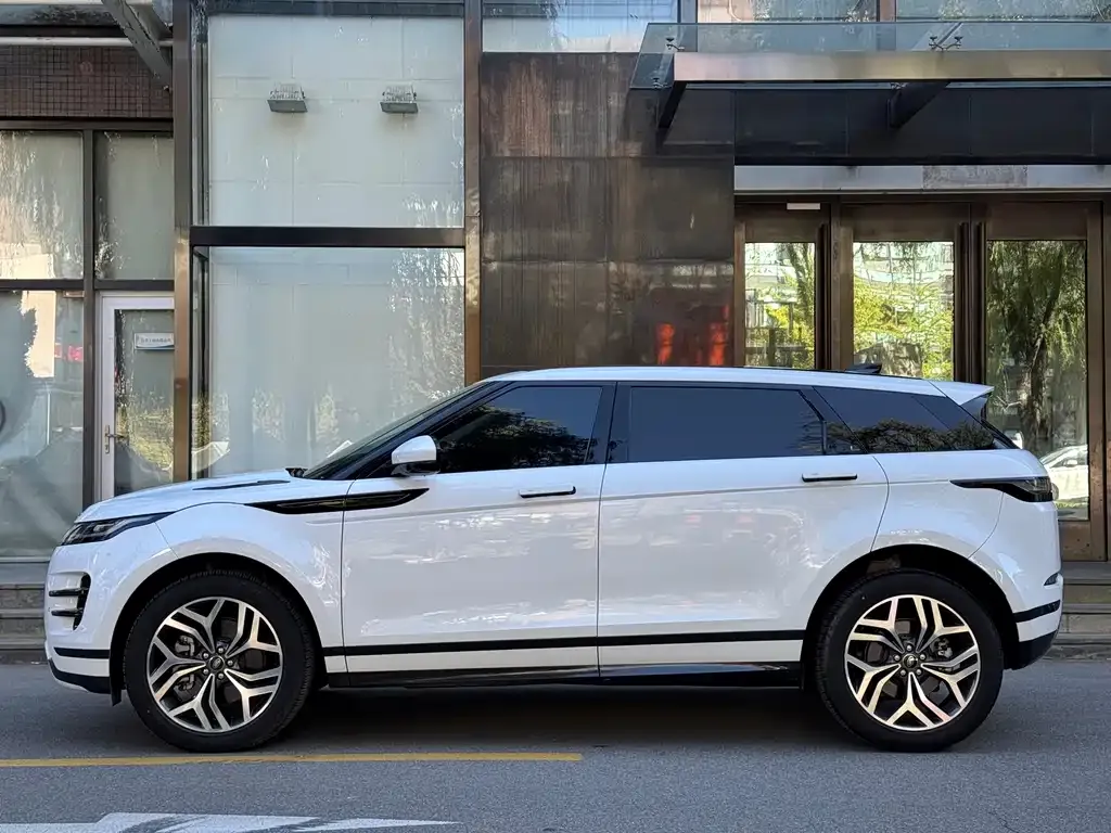 Land Rover Evoque — фото 4