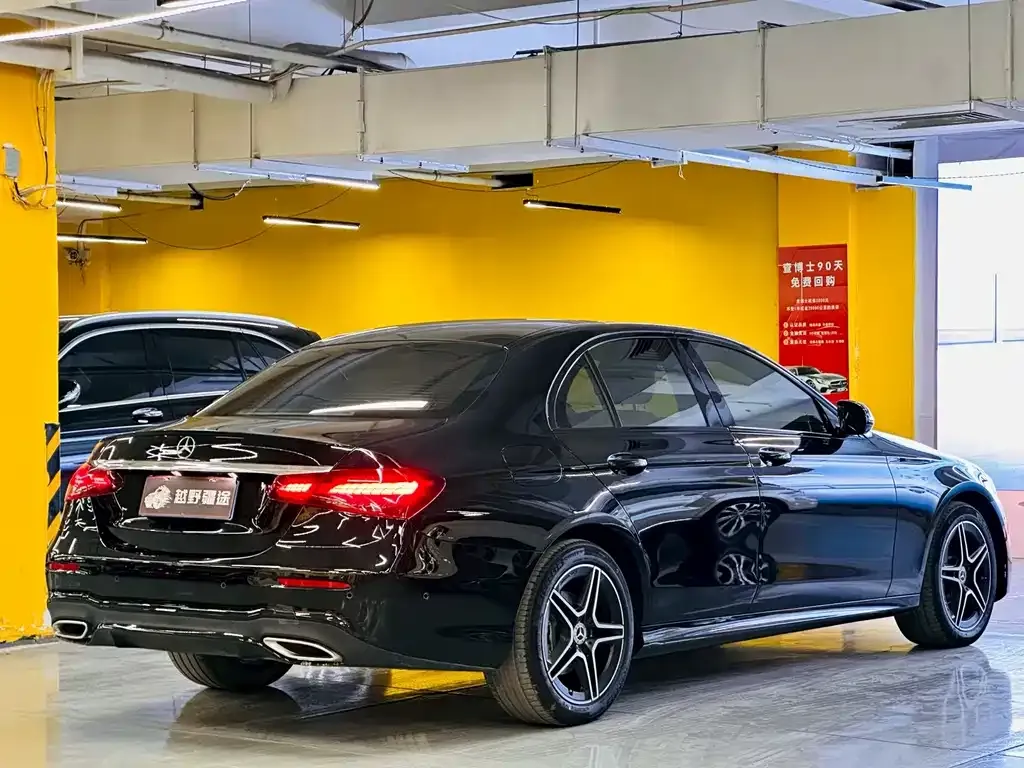 Mercedes-Benz E-Class (Import) — фото 7