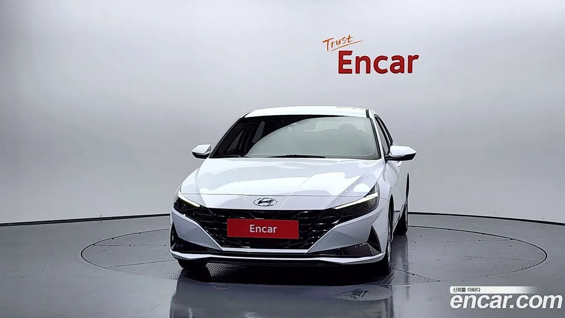 Hyundai AVANTE — фото 3
