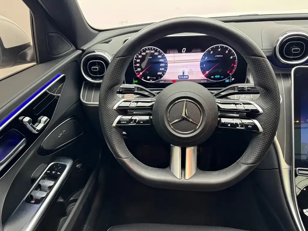 Mercedes-Benz C-Class — фото 10