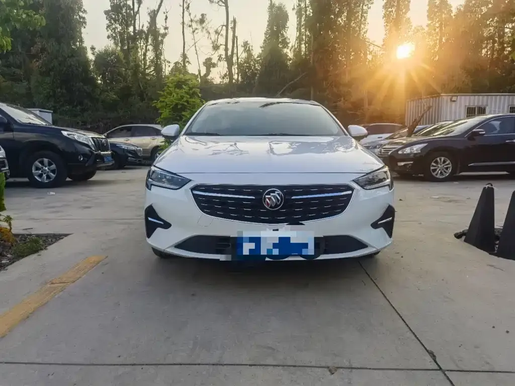 Buick Regal — фото 2