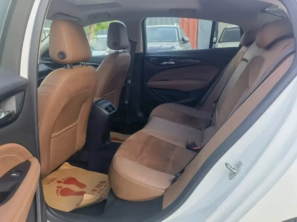 Buick Regal — фото 6