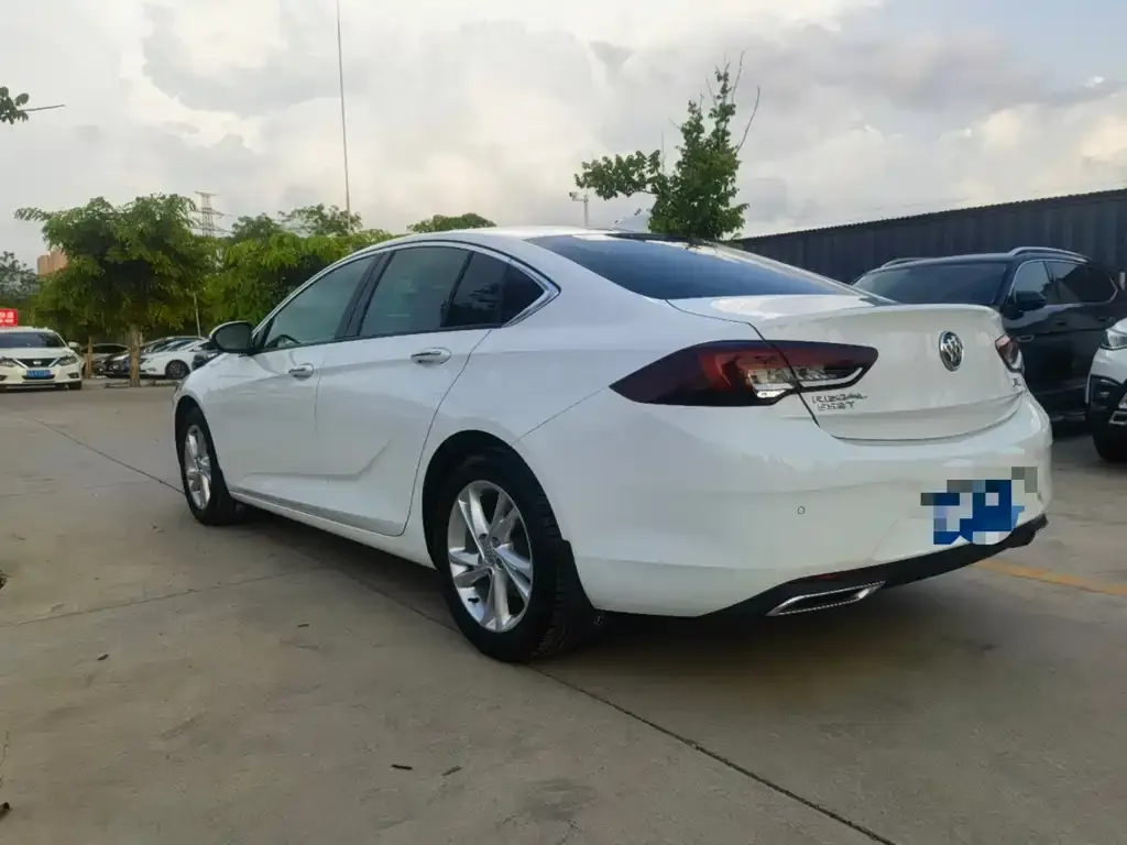 Buick Regal — фото 7
