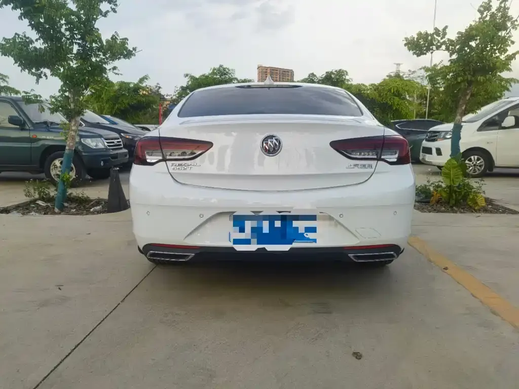 Buick Regal — фото 8