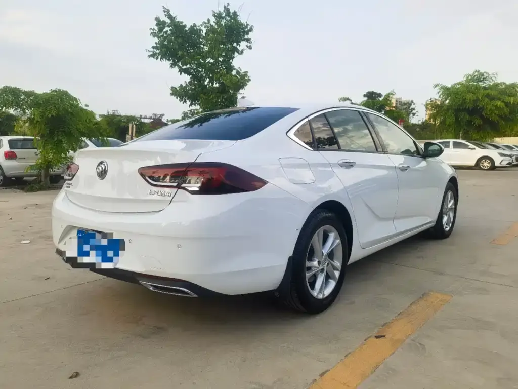 Buick Regal — фото 9