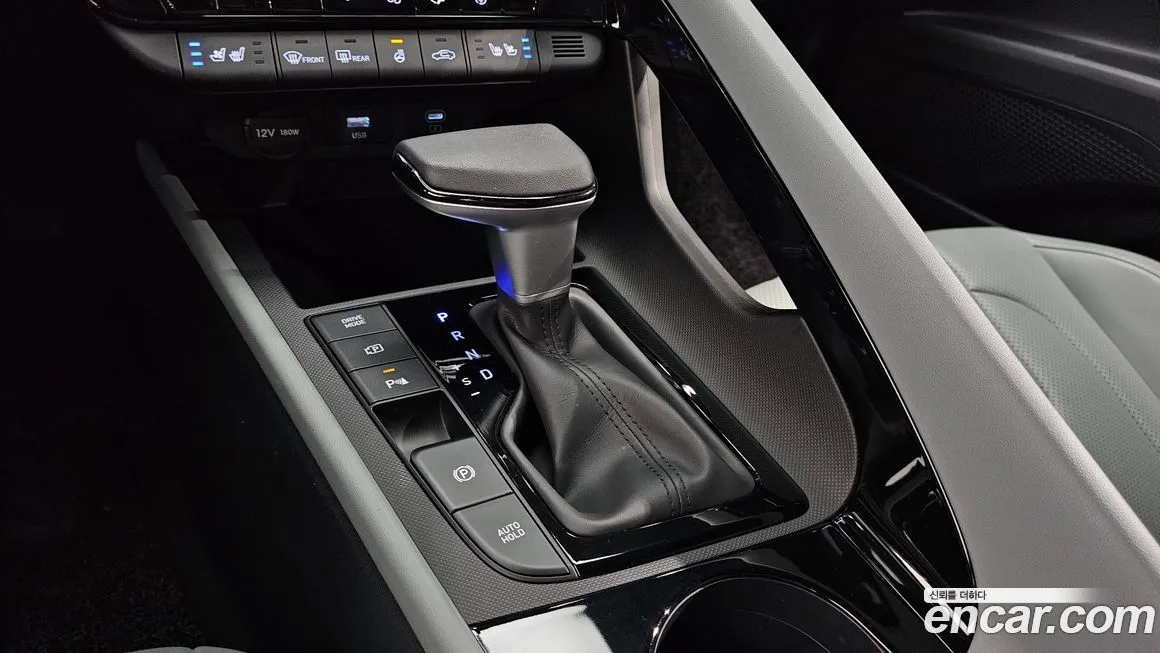 Hyundai AVANTE — фото 9