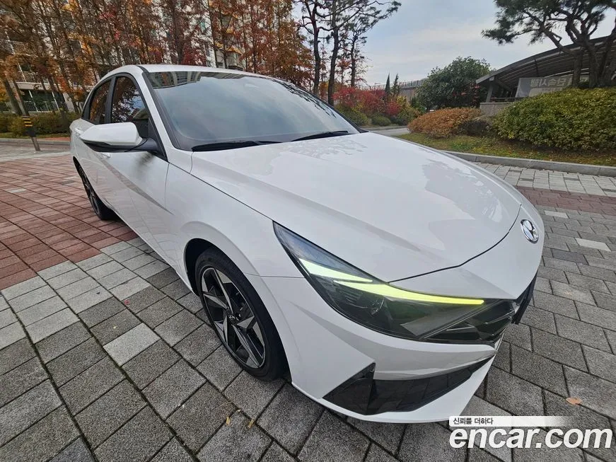 Hyundai AVANTE — фото 3