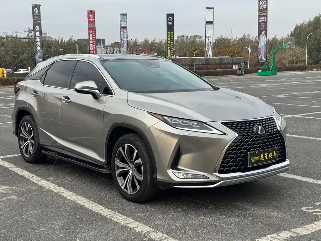 Lexus RX — фото 7