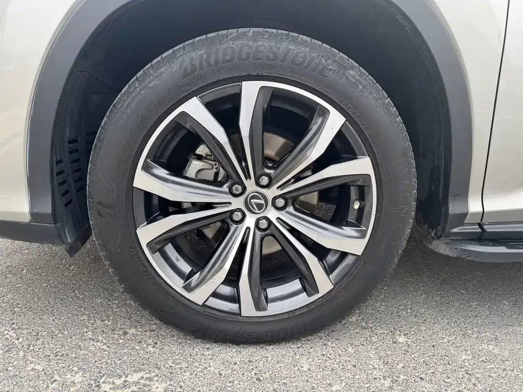Lexus RX — фото 9