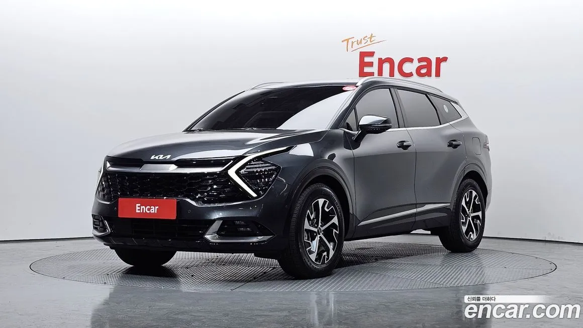 Kia Sportage — фото 1