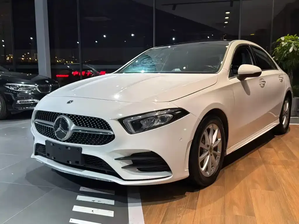 Mercedes-Benz A-Class — фото 1