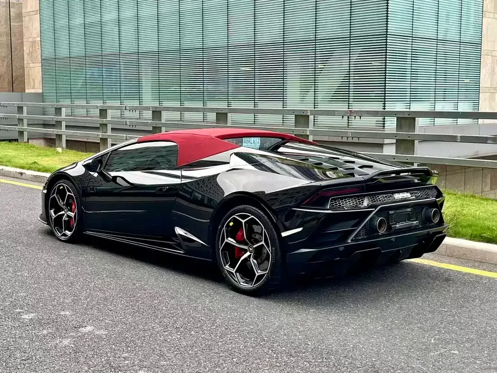 Lamborghini Huracan — фото 5