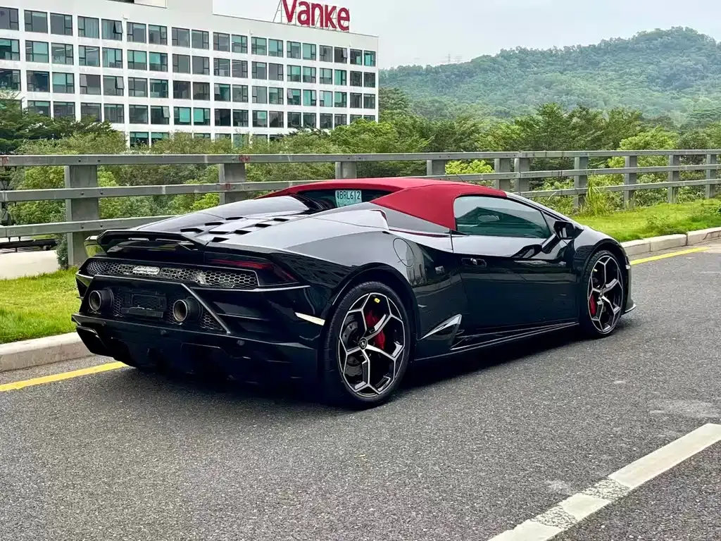 Lamborghini Huracan — фото 7