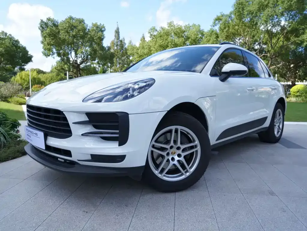 Porsche Macan — фото 1