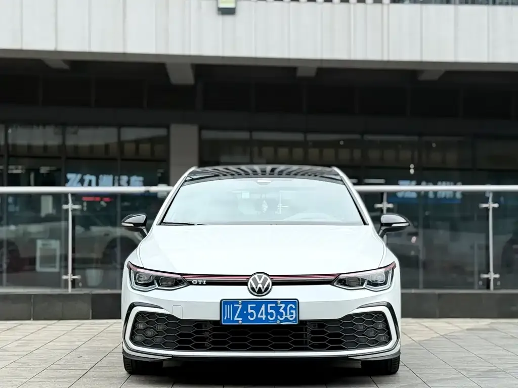 Volkswagen Golf GTI — фото 2