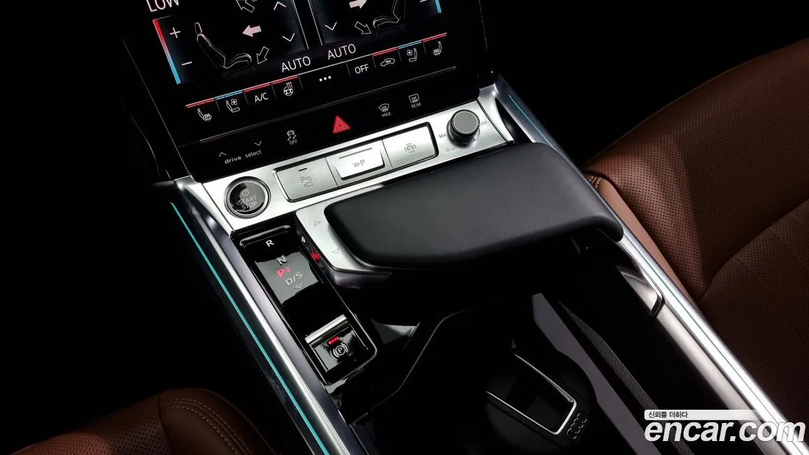 Audi Q8 e-tron — фото 9