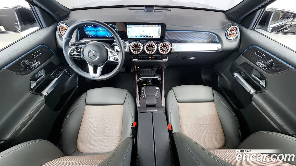 Mercedes-Benz EQB — фото 7