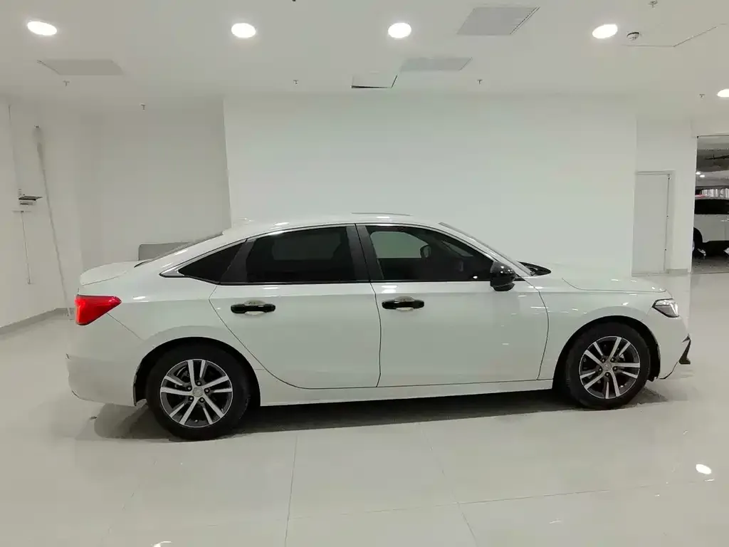 Honda Civic — фото 3