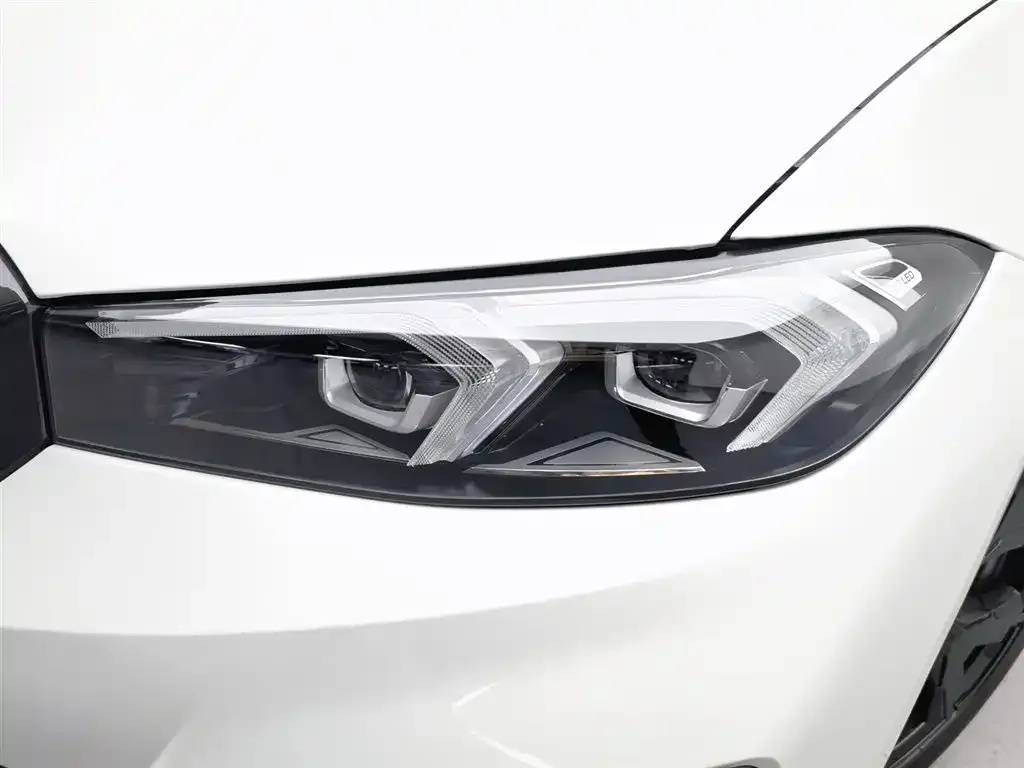 BMW i3 — фото 7