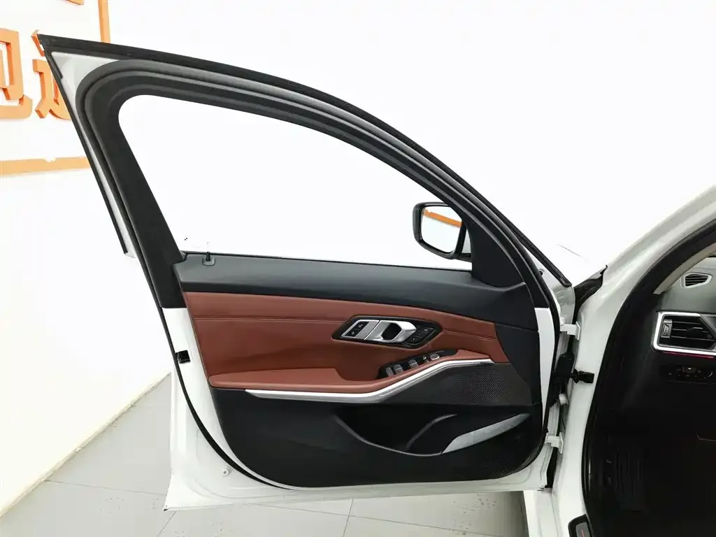 BMW i3 — фото 8