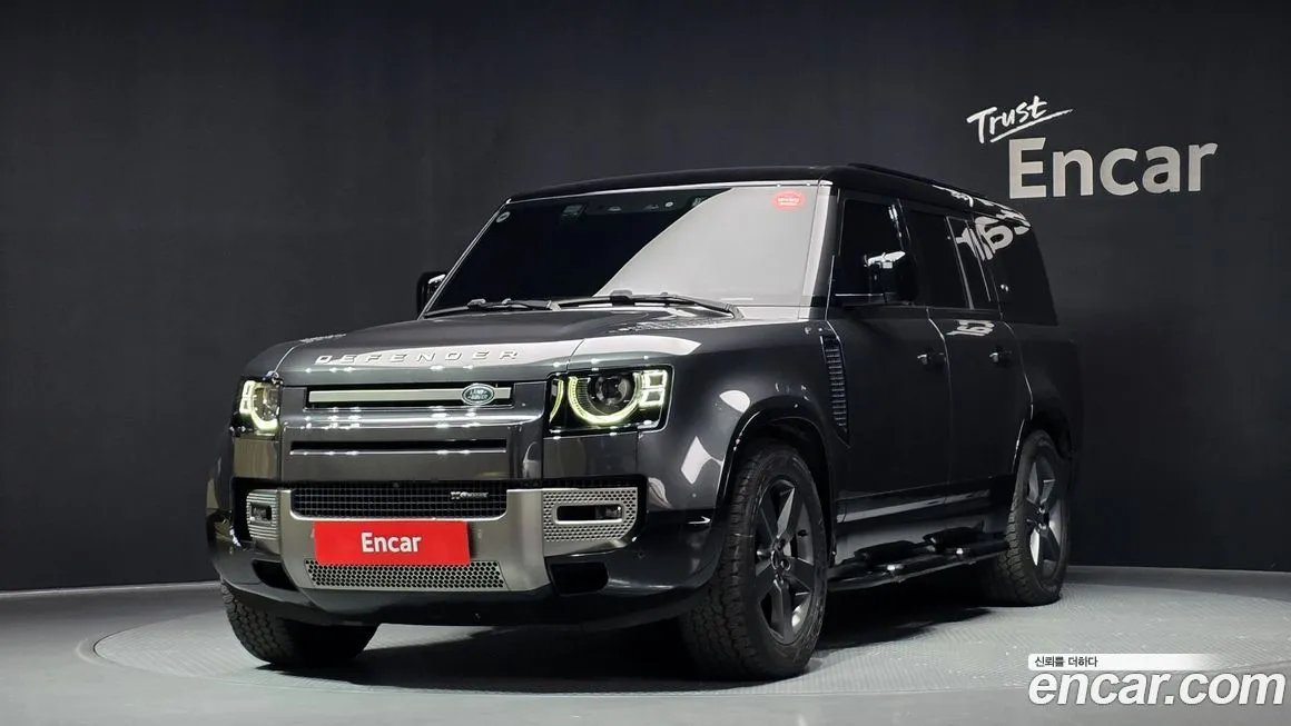 Land Rover Defender — фото 1
