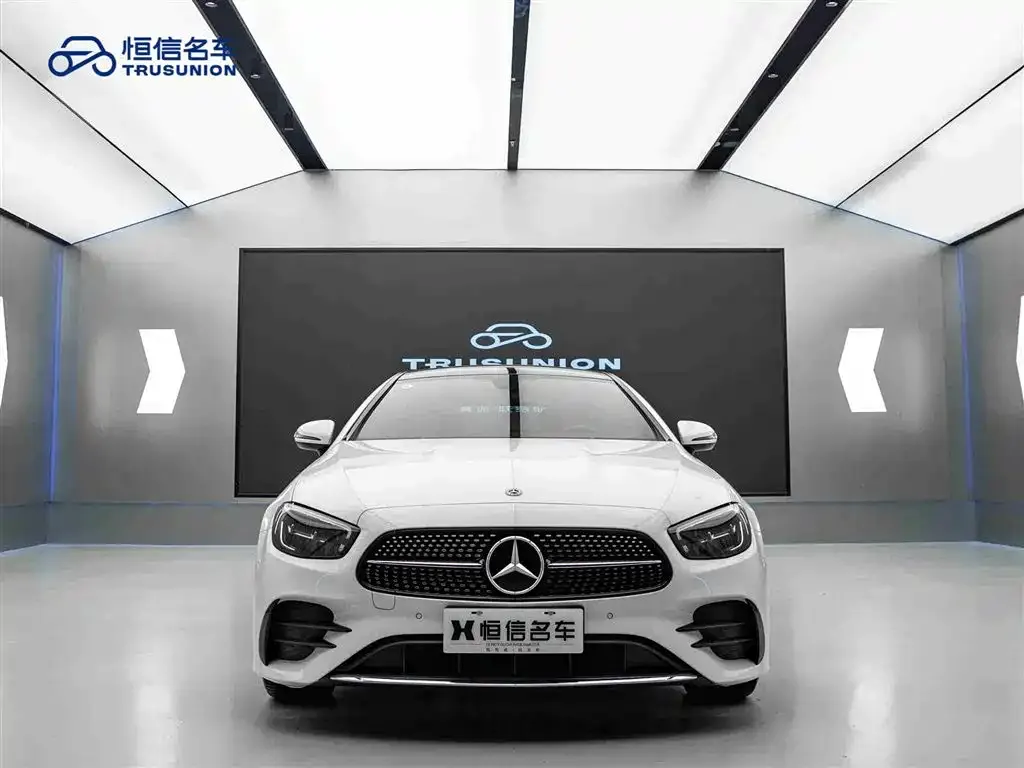 Mercedes-Benz E-Class (Import) — фото 2