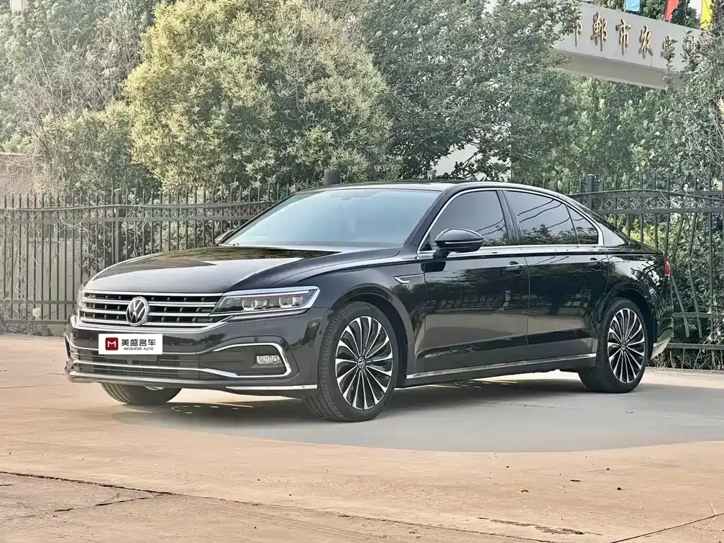 Volkswagen Phideon — фото 1