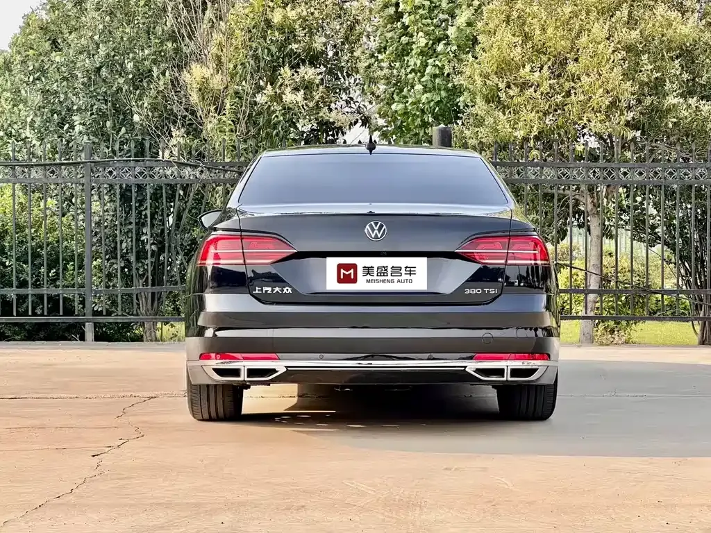 Volkswagen Phideon — фото 8
