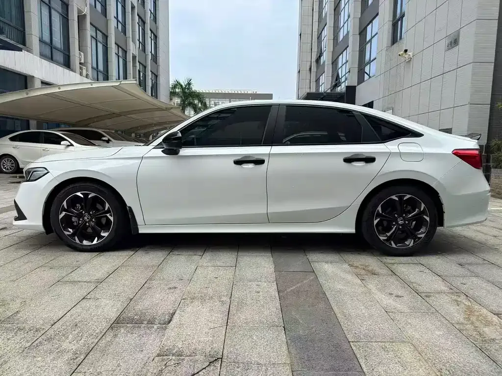 Honda Civic — фото 4