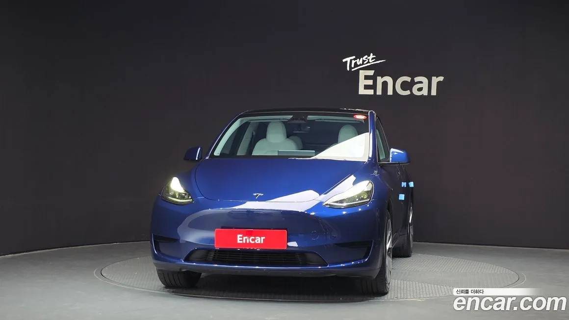 Tesla Model Y — фото 3