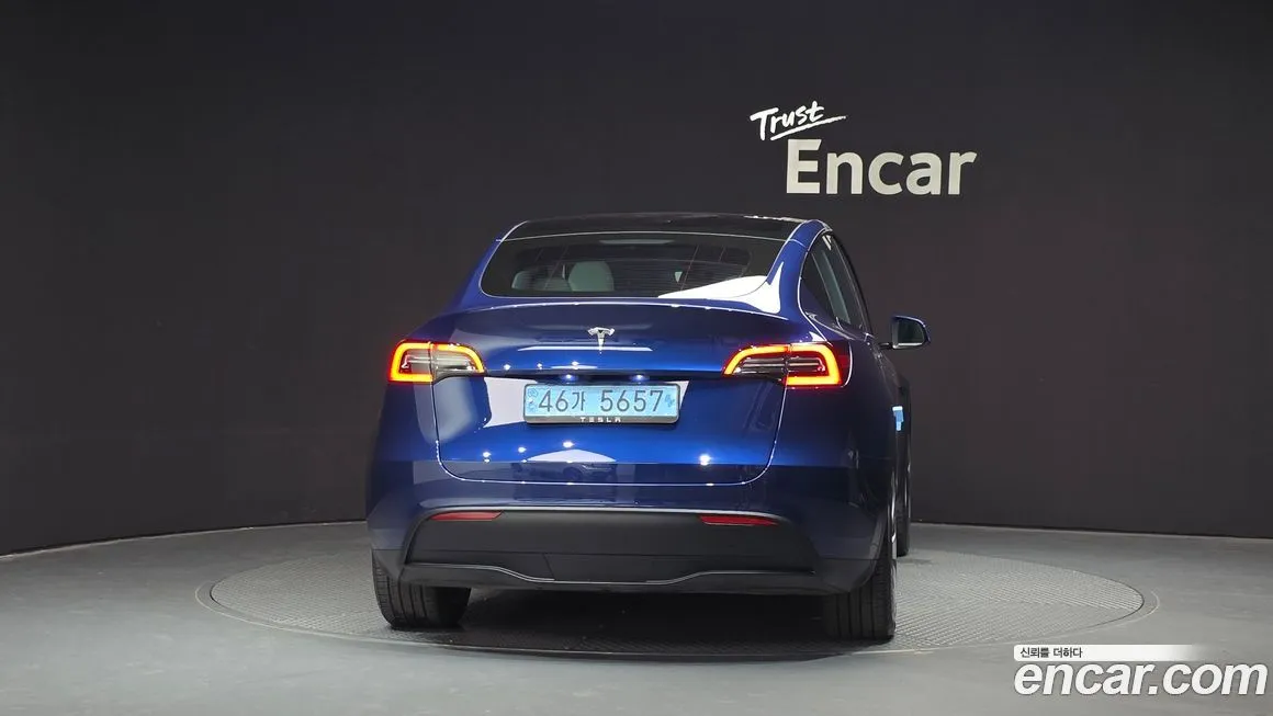 Tesla Model Y — фото 4