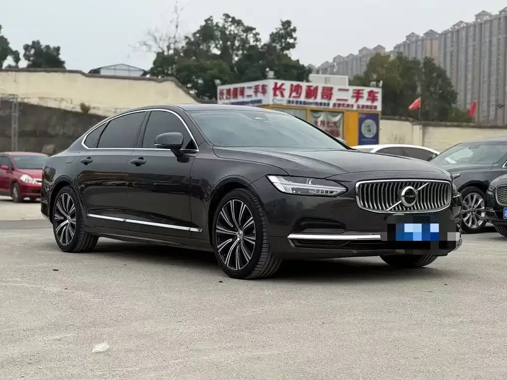 Volvo S90 — фото 3