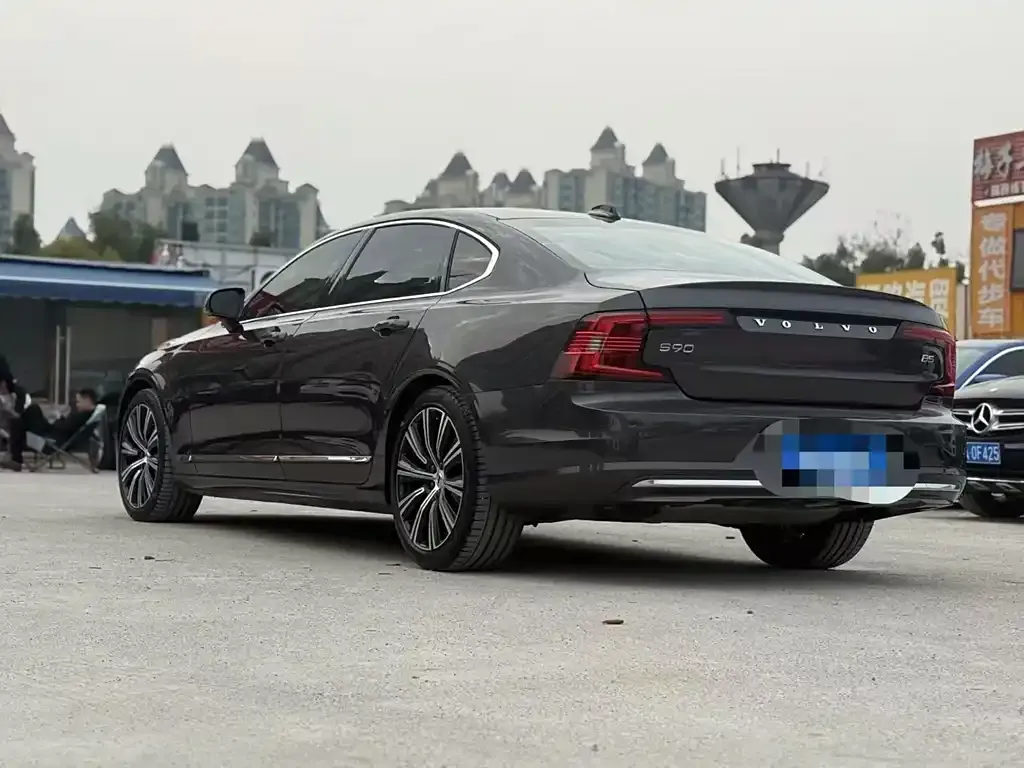 Volvo S90 — фото 6