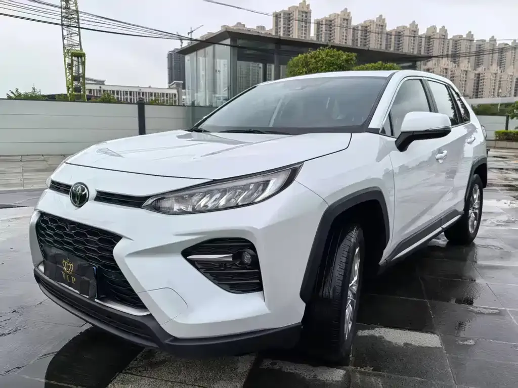 Toyota Wildlander — фото 1