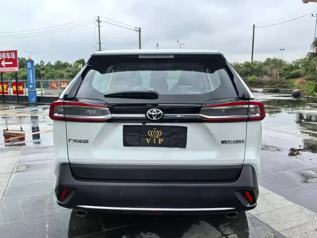 Toyota Wildlander — фото 10
