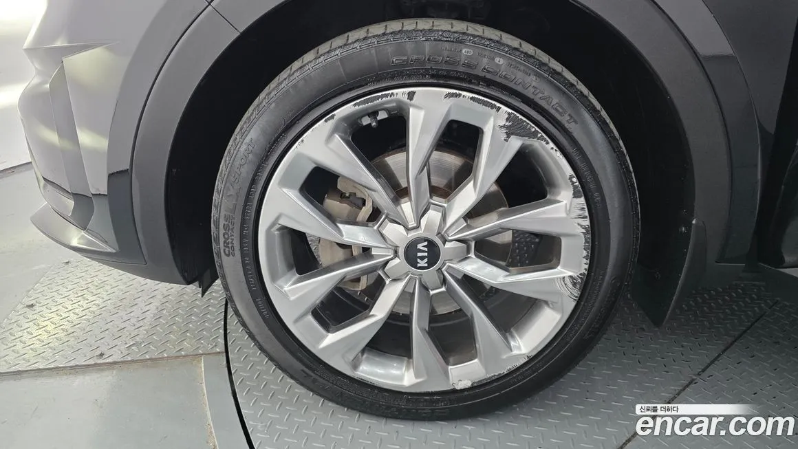 Kia Sorento — фото 5