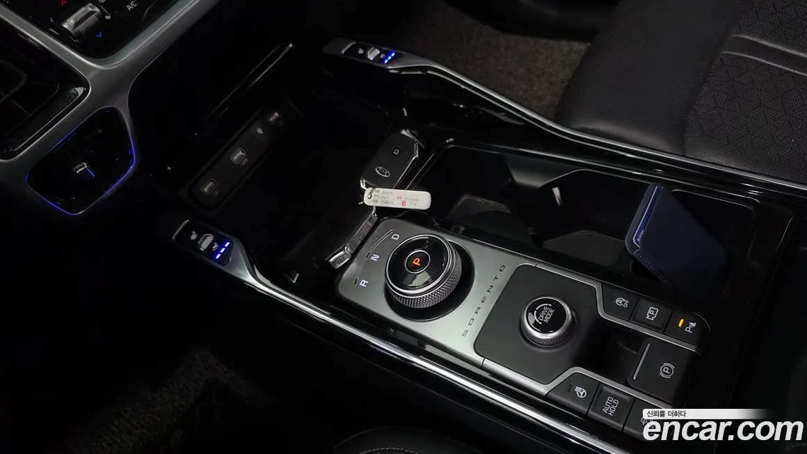 Kia Sorento — фото 9