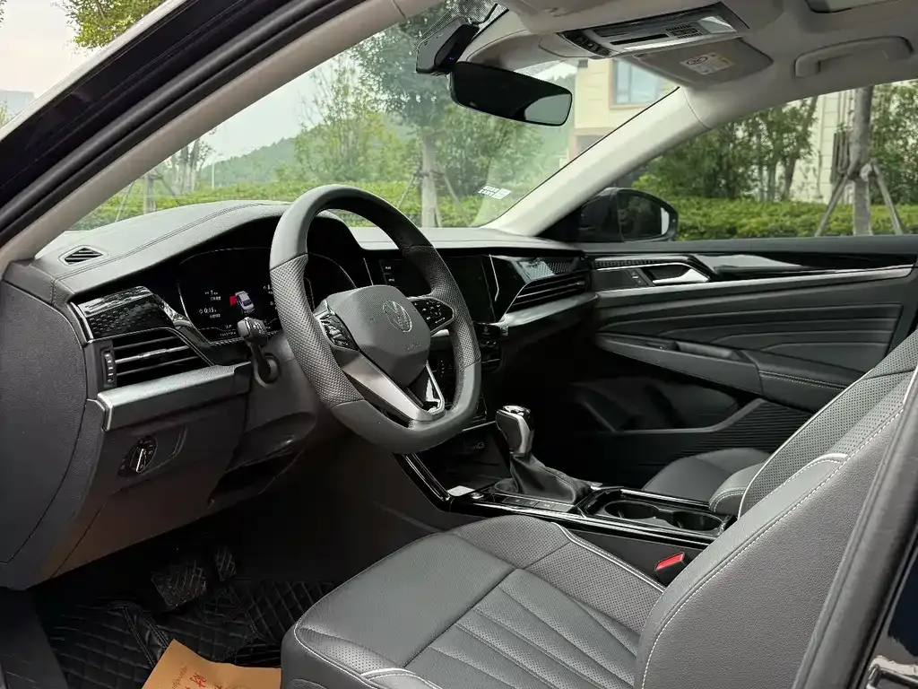 Volkswagen Passat — фото 5
